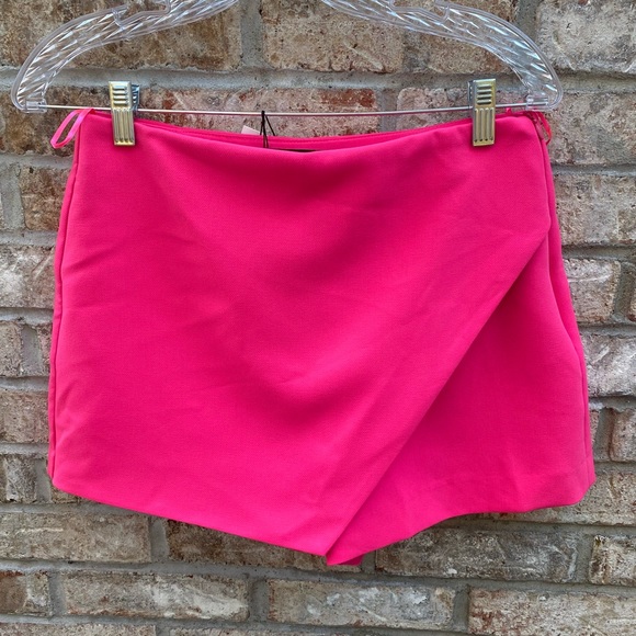 Zara Skirts Zara Hot Pink Skort Sz M Poshmark